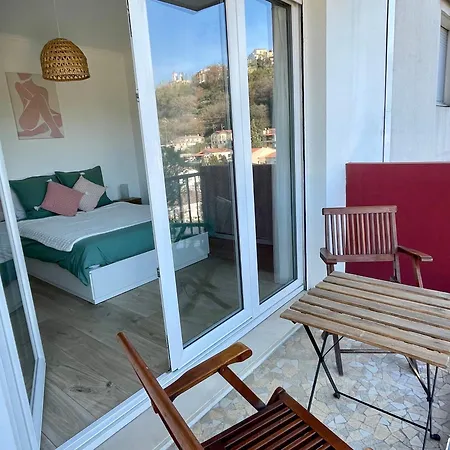 Apartment Bright With View *